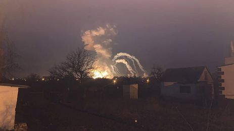 Vista de uma explosão perto do Dnipro