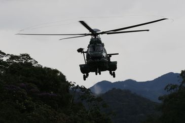 O presidente da República, Jair Bolsonaro, sobrevoa as áreas afetadas pelas chuvas em Petrópolis e fala sobre sobre medidas emergenciais do governo federal para a cidade.