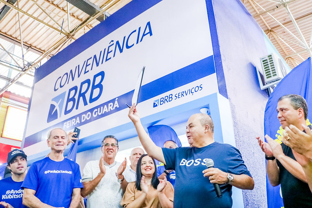 GDF inaugura agência bancária na Feira do Guará