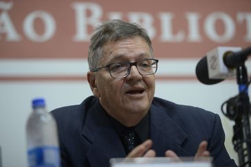 O presidente do IBGE, Eduardo Luiz Gonçalves Rios Neto durante lançamento do livro As Estatísticas nas Comemorações da Independência do Brasil na Biblioteca Nacional