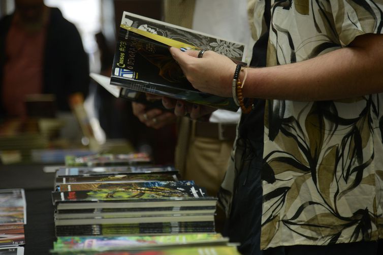 Festival de terror, Hell de Janeiro reúne artistas e suas obras em evento no Instituto Cervantes, no Rio de Janeiro.