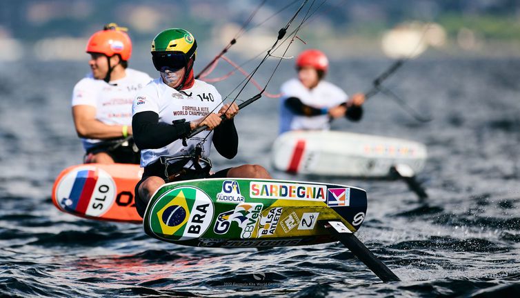 Brasileiros ficam fora da regata da medalha no Mundial