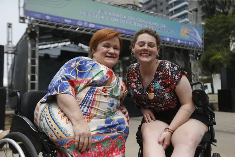 São Paulo (SP), 21/09/2024 -  Praça Roosevelt recebe a  segunda edição da Parada PCD, que celebra a diversidade, a inclusão e o orgulho de ser PCD. A parada acontece no Dia Nacional de Luta da Pessoa com Deficiência.  Foto: Paulo Pinto/Agência Brasil