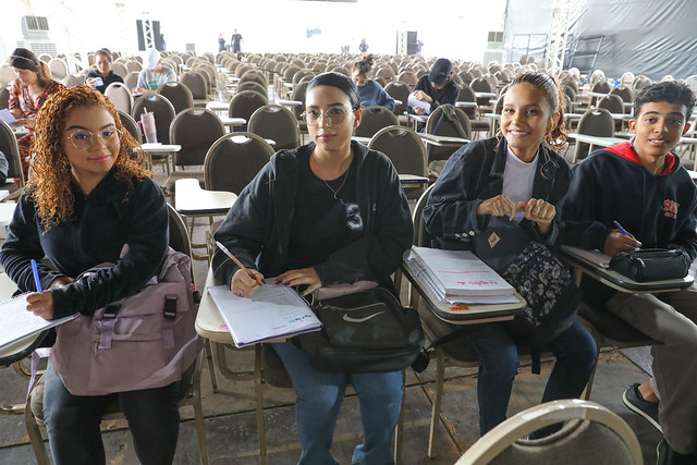 20/10/2024 - Alunos de Ceilândia participam de curso gratuito preparatório para o Enem