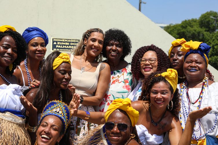 Rio de Janeiro (RJ), 20/11/2024 - A ministra da Igualdade Racial, Anielle Franco participa da celebração do dia Nacional da Consciência Negra no Monumento Zumbi dos Palmares, na região central da capital fluminense. Foto: Tomaz Silva/Agência Brasil