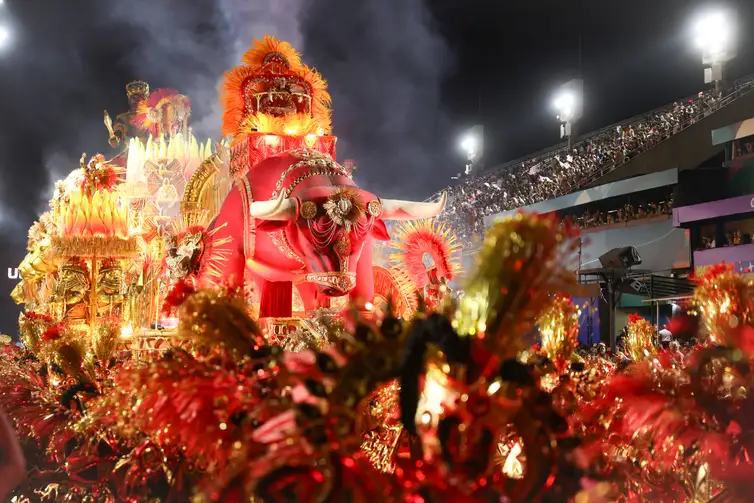 Rio de Janeiro (RJ), 02/03/2025 – Unidos de Padre Miguel abre os desfiles de carnaval do grupo Especial na Marquês de Sapucaí, na região central do Rio de Janeiro. Foto: Tomaz Silva/Agência Brasil