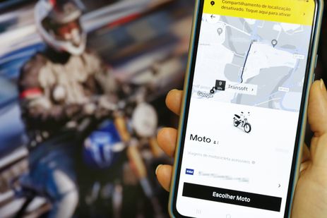 Brasília (DF), 22/01/2025 - Aplicativo do Uber para Motos. Foto: Bruno Peres/Agência Brasil