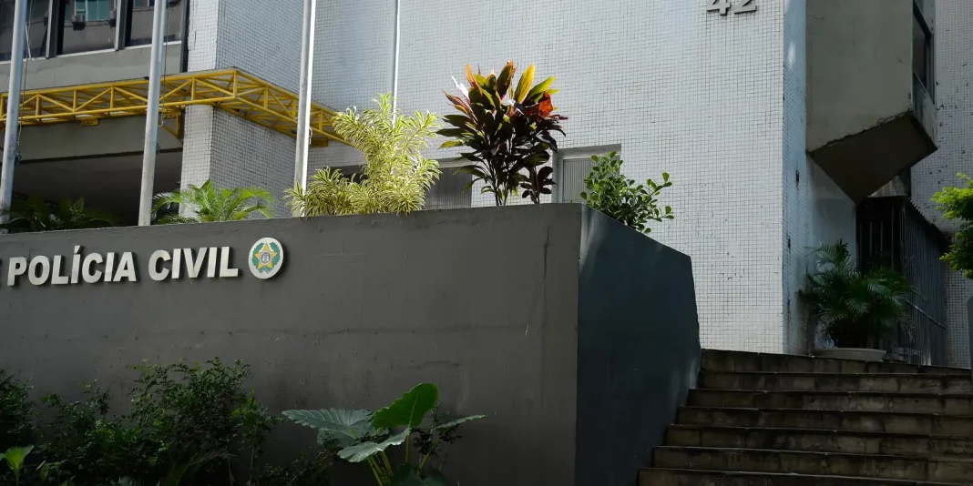 fachada_da_secretaria_de_estado_da_policia_civil_no_centro_do_rio_de_janeiro1006219445.jpg