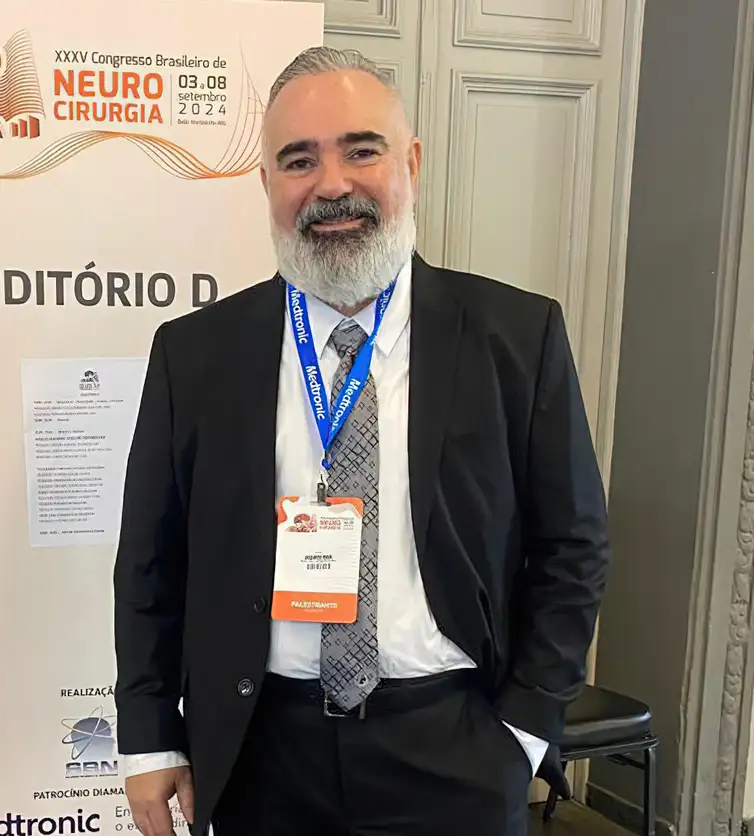 18/12/2025 - Verão mostra tendência de aumento de casos de AVC. Na foto o Dr. Orlando Maia. Foto: Dr. Orlando Maia/Arquivo Pessoal