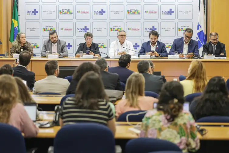 Brasília (DF), 26/02/2026 - O ministro da Saúde, Alexandre Padilha, durante anuncio de um conjunto de ações para reduzir o tempo de espera no diagnóstico e no tratamento de doenças raras no Sistema Único de Saúde (SUS). 
Foto: Joédson Alves/Agência Brasil