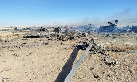 Tasnin News/Divulgação Iran, 05/04/2026 - wreckage of a US military aircraft destroyed in southern regions of Isfahan in central Iran.
The spokesperson for the Khatam al-Anbia Central Headquarters of Iran announced on Sunday, April 5, that that Iranian military forces have destroyed several US aircraft in southern Isfahan, thwarting an attempted mission to rescue a downed American fighter pilot.. Foto: Tasnin News/Divulgação