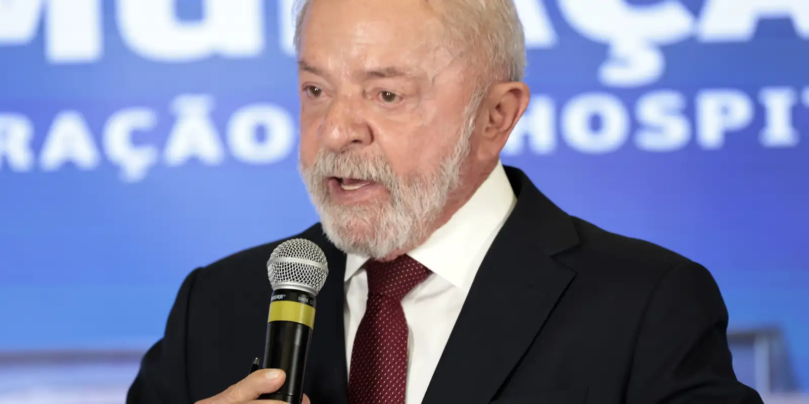 Lula planeja incluir inadimplentes do FIES em pacote de medidas contra endividamento