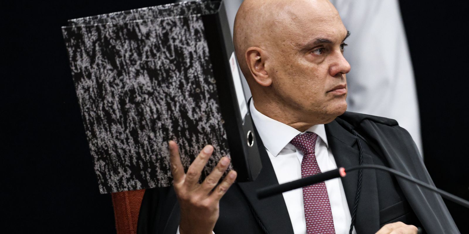 Moraes ordena prisão do último grupo condenado por envolvimento em trama golpista