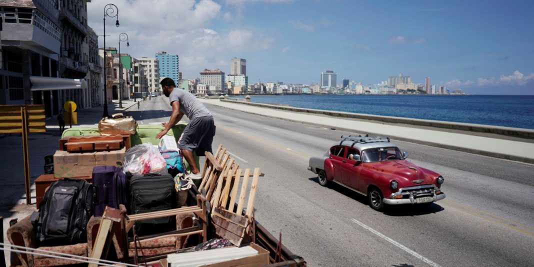 2021-07-04t172210z_107972552_rc2tdo9eqtgd_rtrmadp_3_cuba-storm-elsa.jpg
