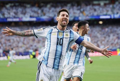 Soccer Football - FIFA World Cup 2026 - Group J - Argentina v Algeria - Kansas City Stadium, Kansas City, Missouri, U.S. - June 16, 2026
Argentina's Lionel Messi celebrates scoring their first goal REUTERS/Claudia Greco     TPX IMAGES OF THE DAY