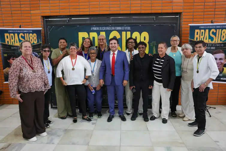 Fabio Rodrigues-Pozzebom/ Agência Brasil Brasília (DF) 23/06/2026 - O ministro do Esporte, Paulo Henrique Cordeiro, participa do lançamento do documentário Brasil 88 – Depois do Silêncio, obra inédita que resgata a trajetória da primeira seleção brasileira feminina de futebol reconhecida internacionalmente. Foto: Fabio Rodrigues-Pozzebom/ Agência Brasil