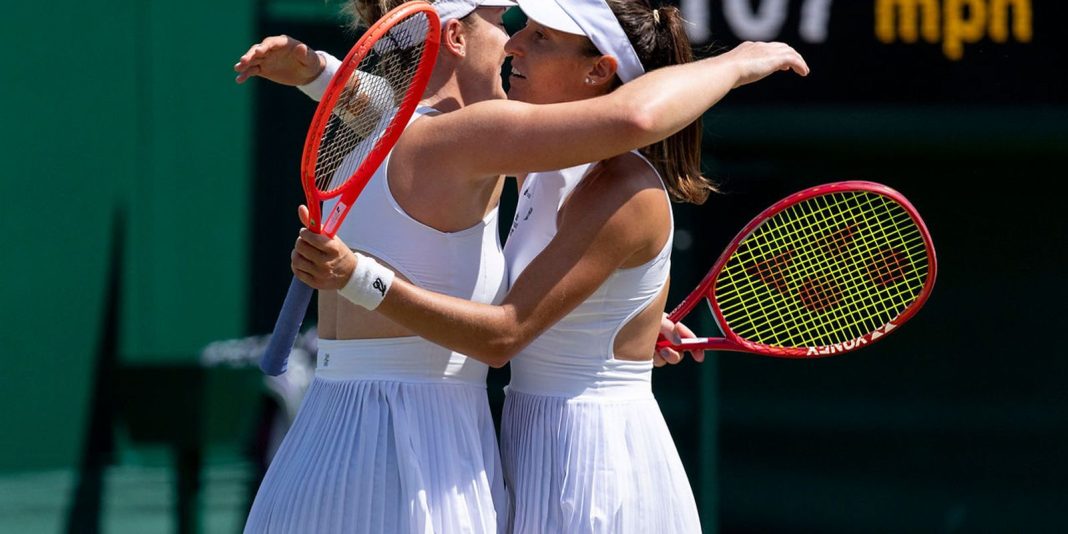 luisa_stefani_gabi_wimbledon_aeltc_edward_whitaker.jpeg