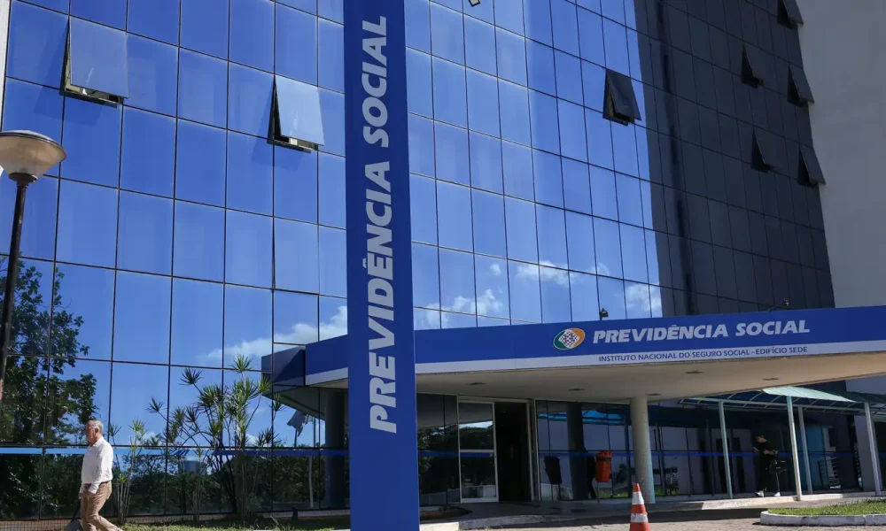 INSS autoriza empréstimo consignado sem biometria facial para aposentados