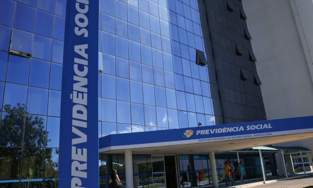 Previsão de despesas com INSS para 2027 é diminuída em R$ 5 bilhões
