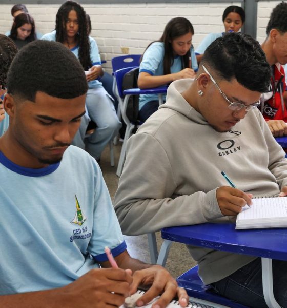 Pé-de-Meia: beneficiários nascidos em setembro e outubro recebem parcela de R$ 200