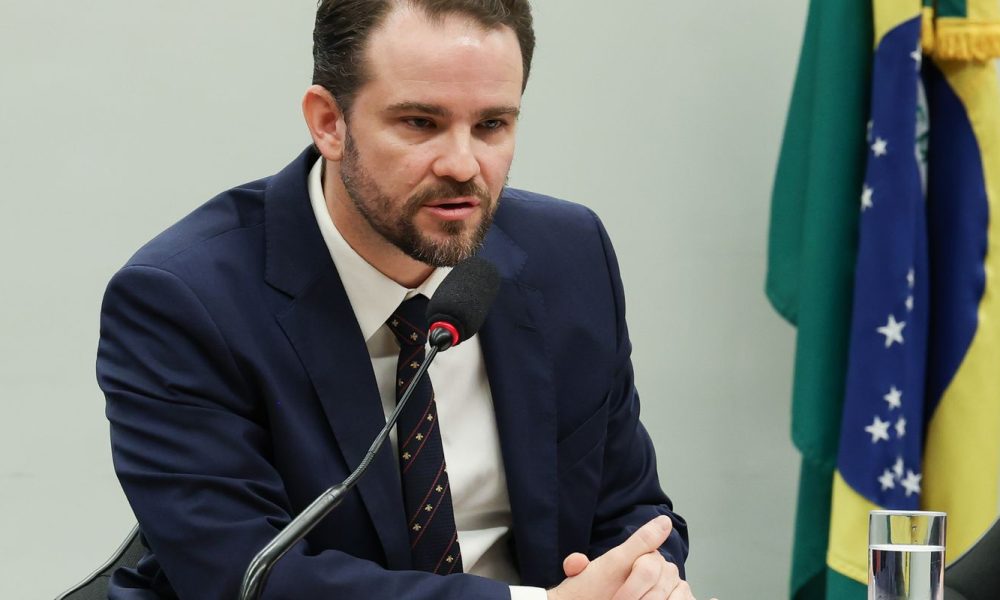 Fazenda autoriza empréstimo de R$ 12,9 bilhões com garantia da União