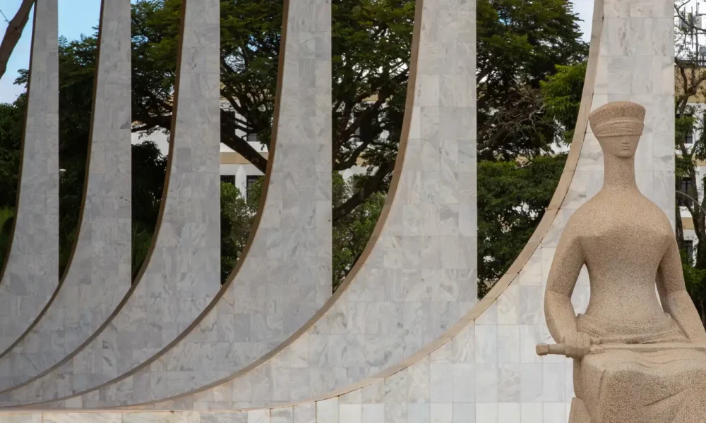Fenaj e Abraji manifestam críticas à ação judicial contra jornalista no Maranhão