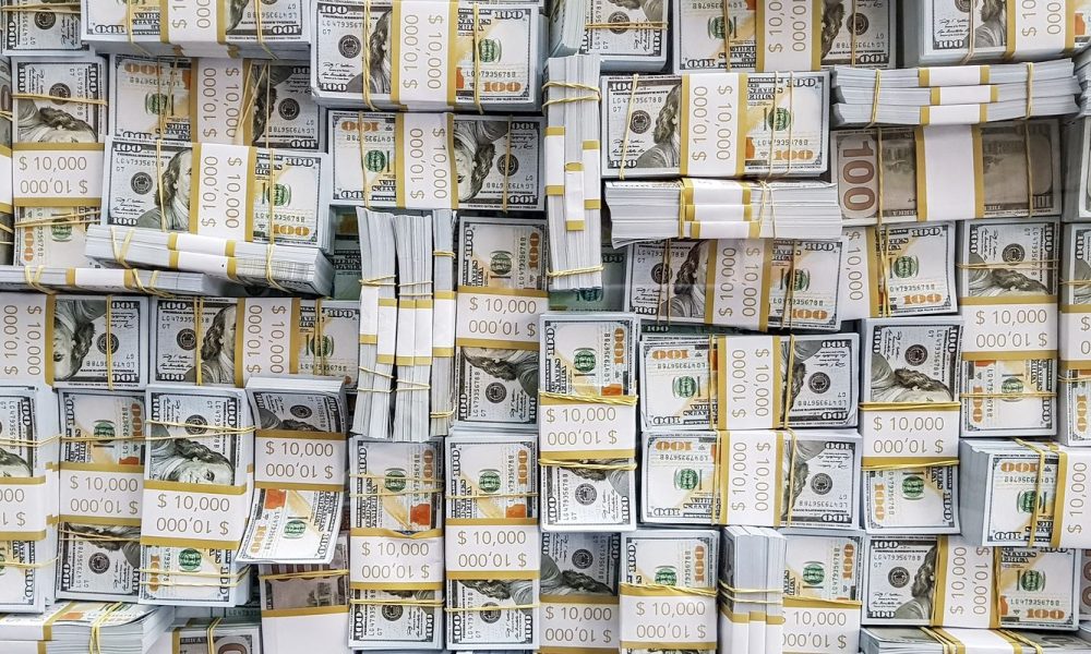 Dólar recua para R$ 5,14 com melhora nas condições do mercado externo