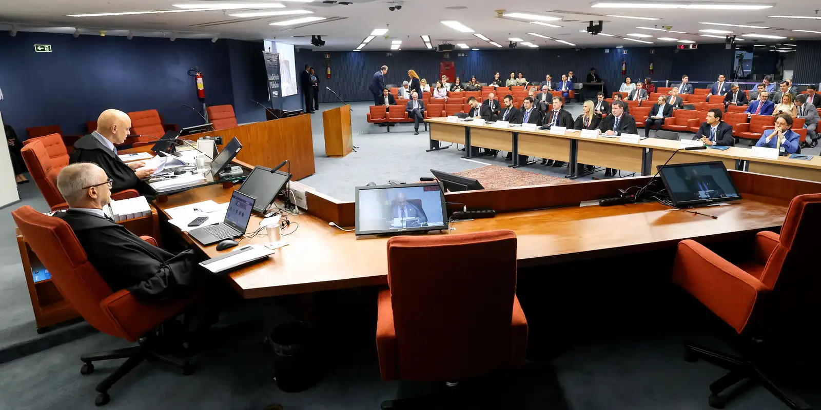 Crime organizado requer mais do que penas mais severas, afirma Moraes