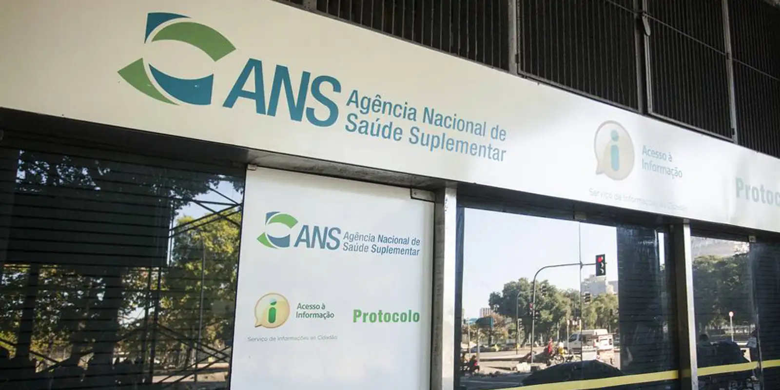 ANS suspende reajustes e cancelamentos da Hapvida de forma preventiva