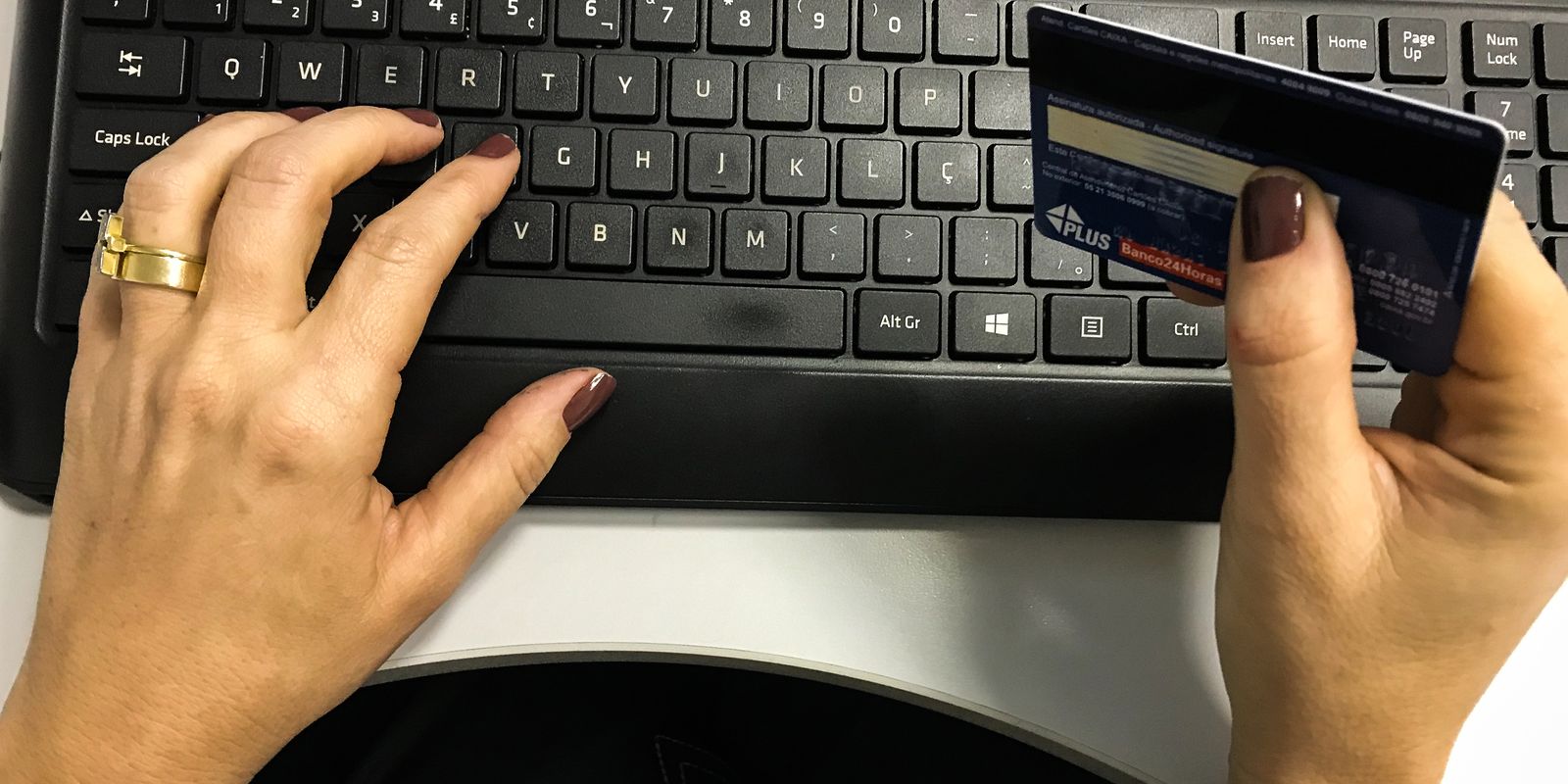 Regulamentação do comércio eletrônico em compras federais é aprovada