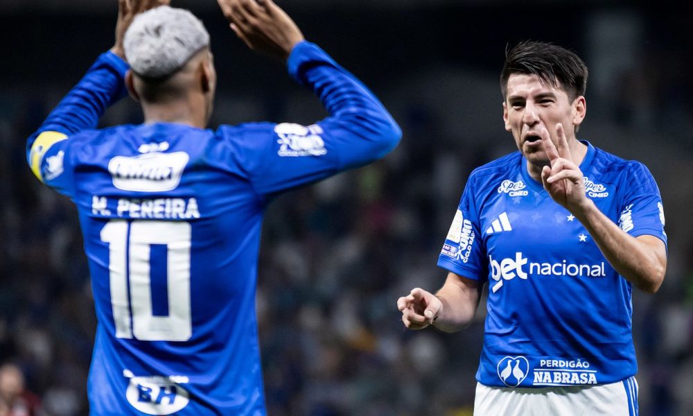 Cruzeiro derrota Flamengo e Palmeiras expressa gratidão no Brasileirão