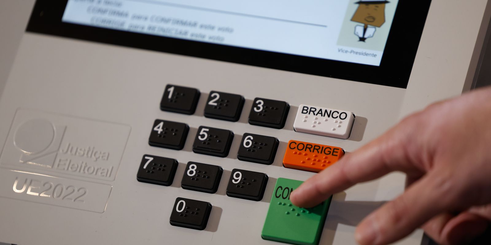 TRE-RJ recomenda que eleitores verifiquem locais de votação para as eleições de 2026