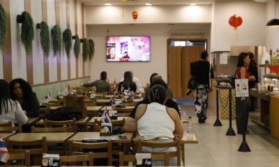 Serviços geraram 15,9 milhões de empregos e pagaram média de 2,2 salários mínimos em 2024