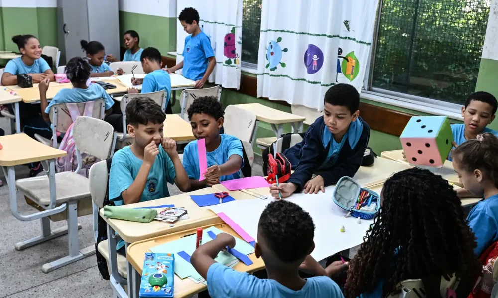 Estudo indica que ensino integral potencializa aprendizado de estudantes em situação de vulnerabilidade