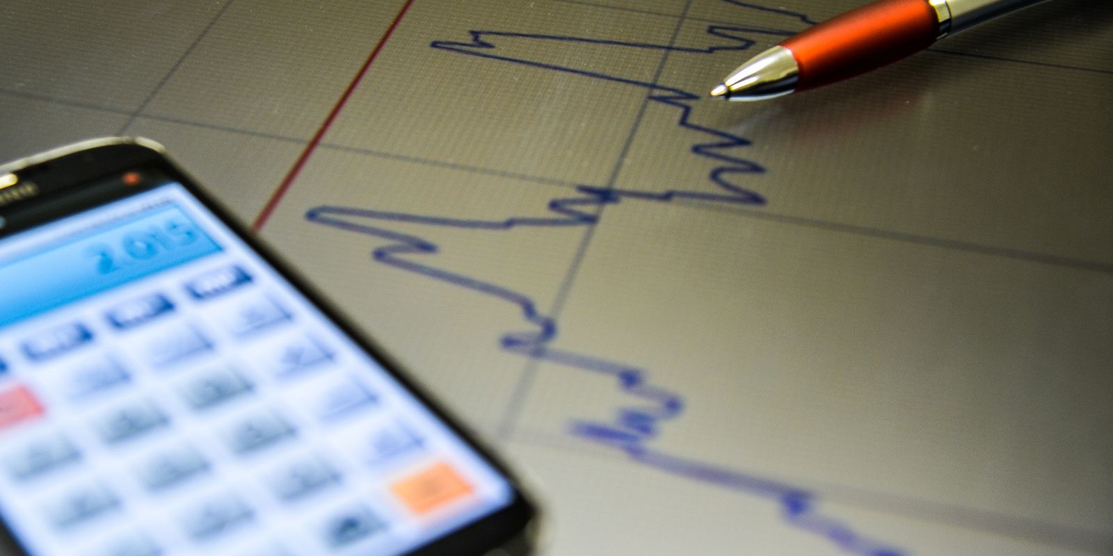 Mercado revisa expectativa de crescimento da economia para 2026