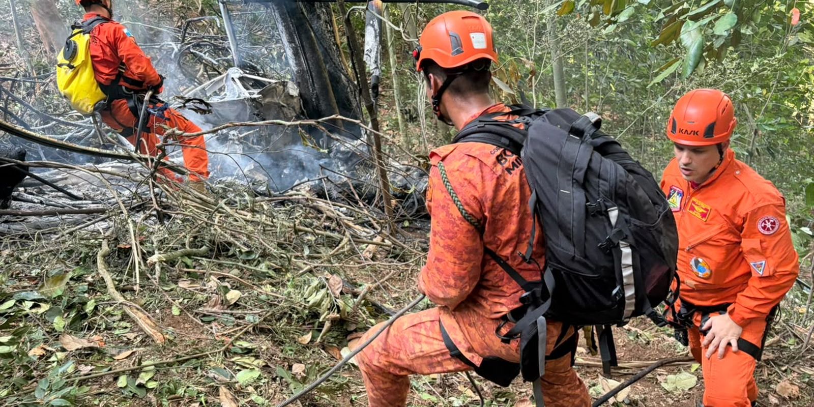 Justiça autoriza cremação de vítimas de acidente com helicóptero no Rio