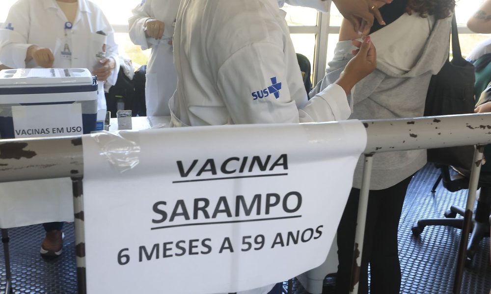 Mais de 795 mil doses de vacina contra o sarampo foram administradas em São Paulo