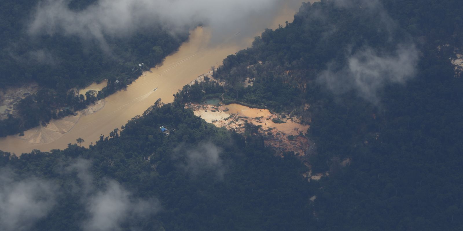STF determina prazo de dois anos para que Congresso regulamente mineração em terras indígenas