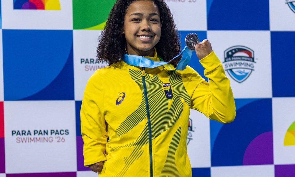 Parapan-Pacífico: nadadora Alessandra estabelece novo recorde mundial