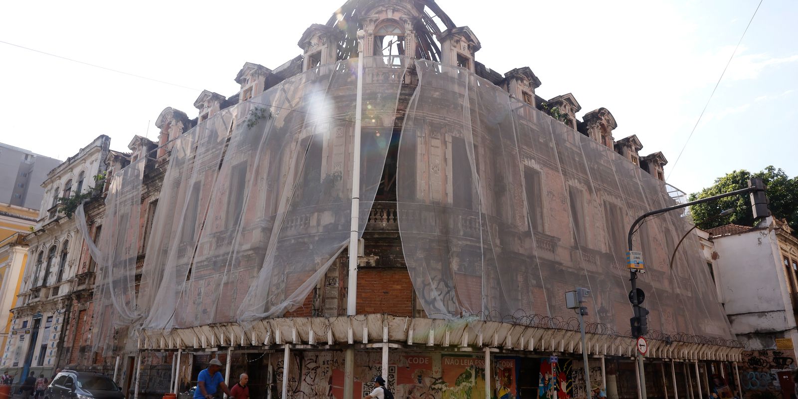 Palacete Imperial enfrenta diversas denúncias de abandono no centro do Rio