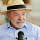 Lula, pelo PT, busca reeleição com ênfase em pautas sociais