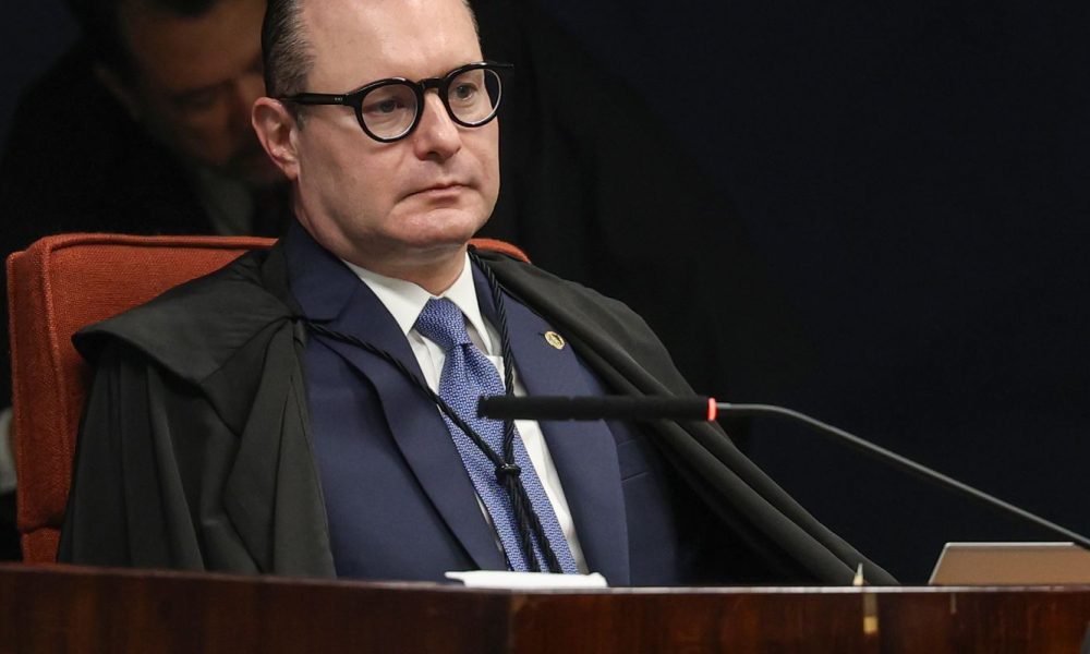 Dallagnol torna público sigilo fiscal de Zanin, que solicita responsabilização