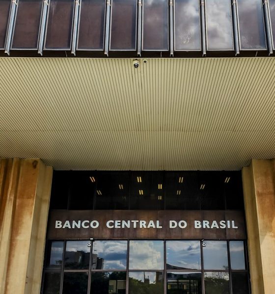 Banco Central reduz taxa de juros básicos para 13,75% ao ano