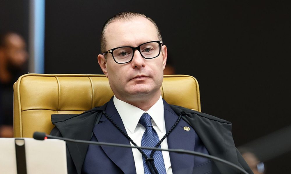 Zanin pede posicionamento da Anatel sobre acesso à internet durante as eleições