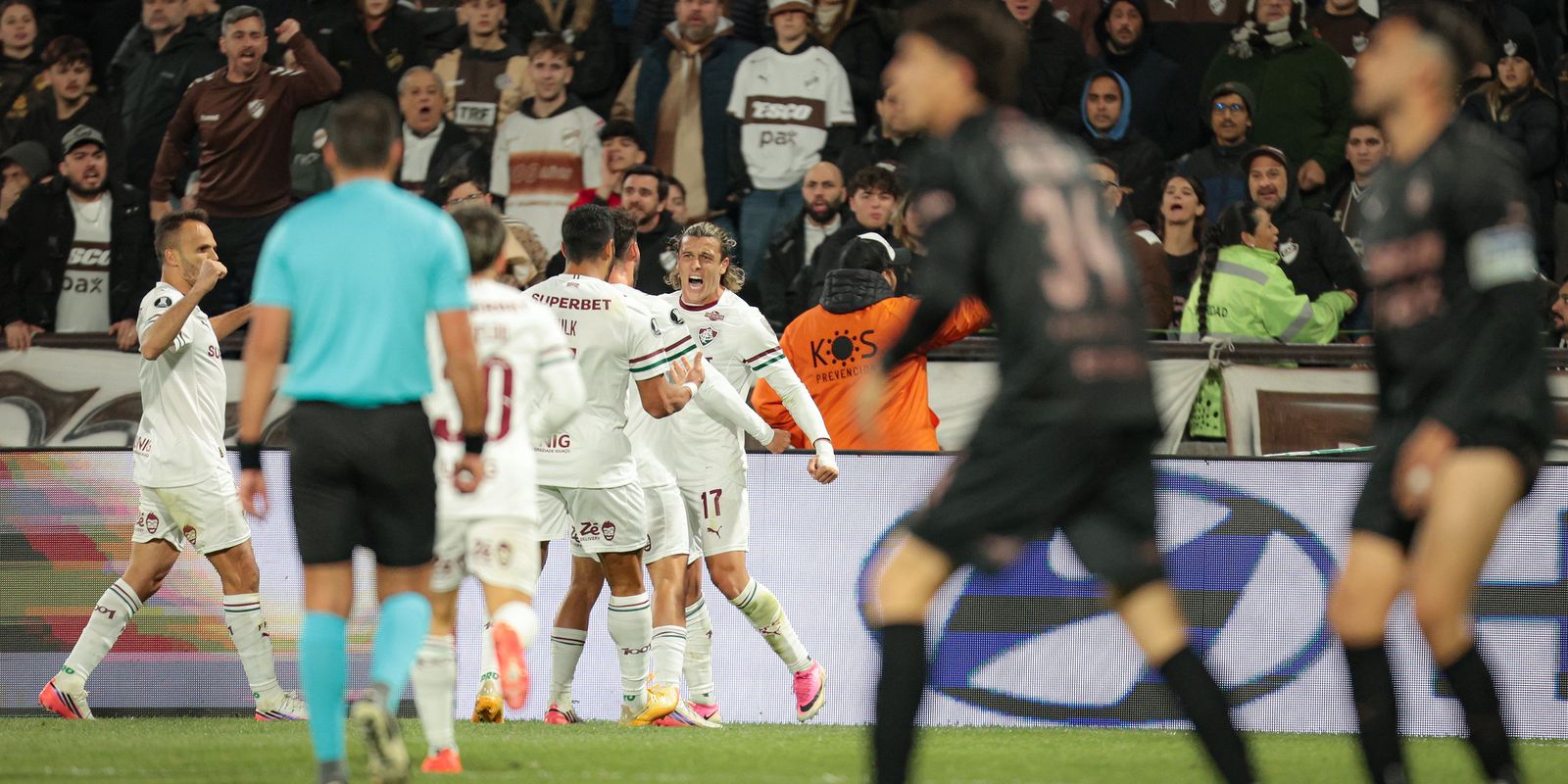 Fluminense avança para as semifinais da Libertadores após partida difícil