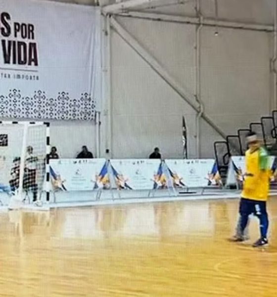 Brasil conquista tetracampeonato mundial de futsal down ao vencer a Argentina