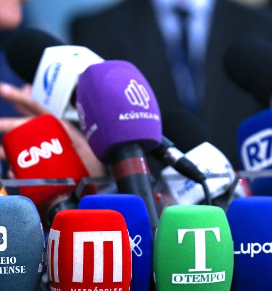Assédio e sobrecarga comprometem a saúde mental de jornalistas, aponta pesquisa
