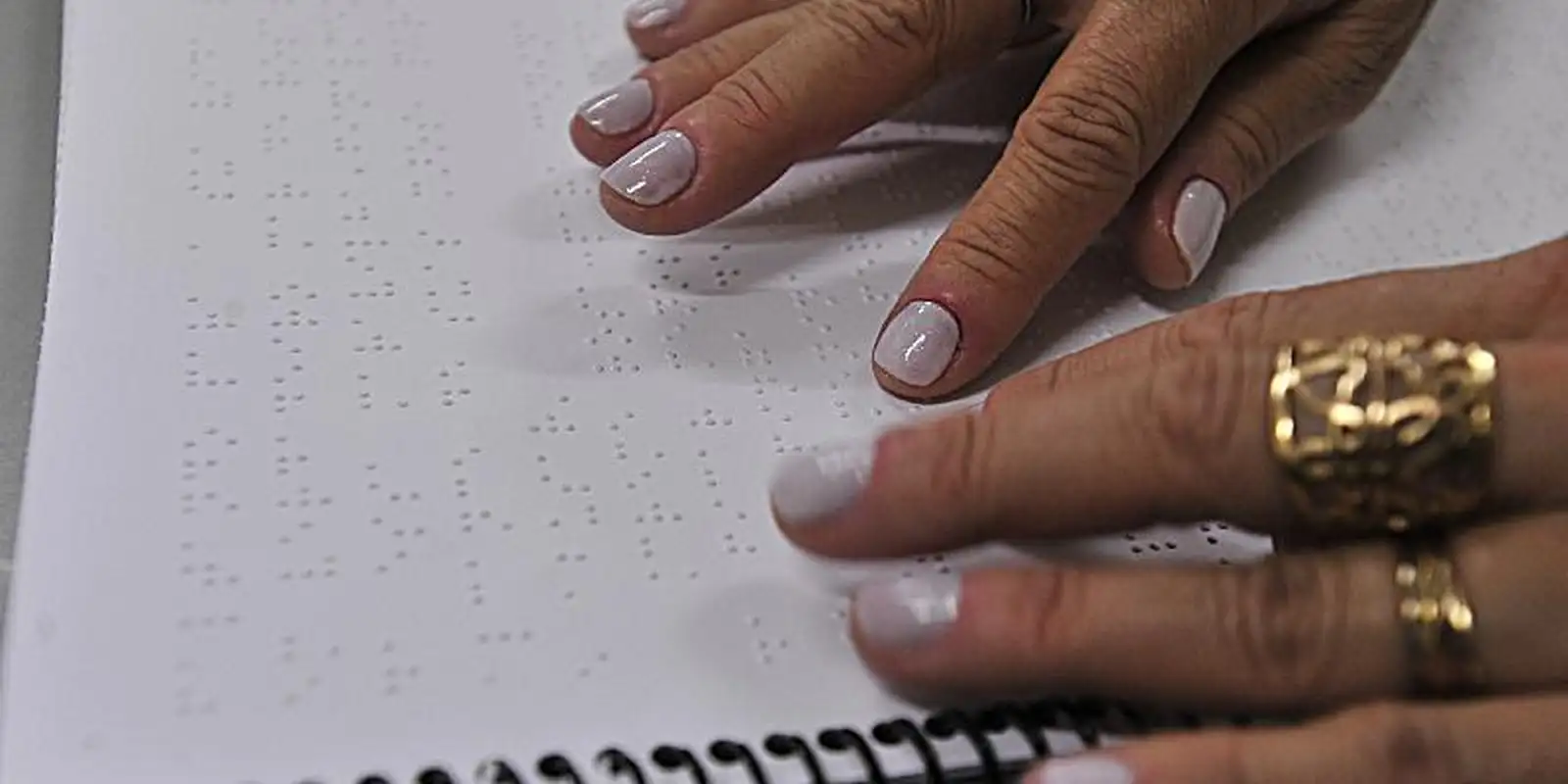 Cuidado multiprofissional e inteligência artificial como abordagens para reabilitação visual