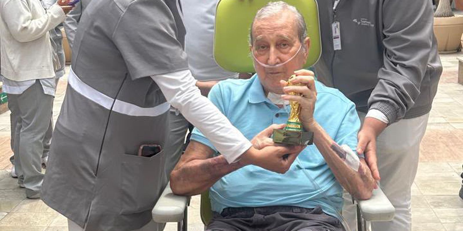 Ex-técnico da Seleção Brasileira, Parreira recebe alta após 80 dias de internação