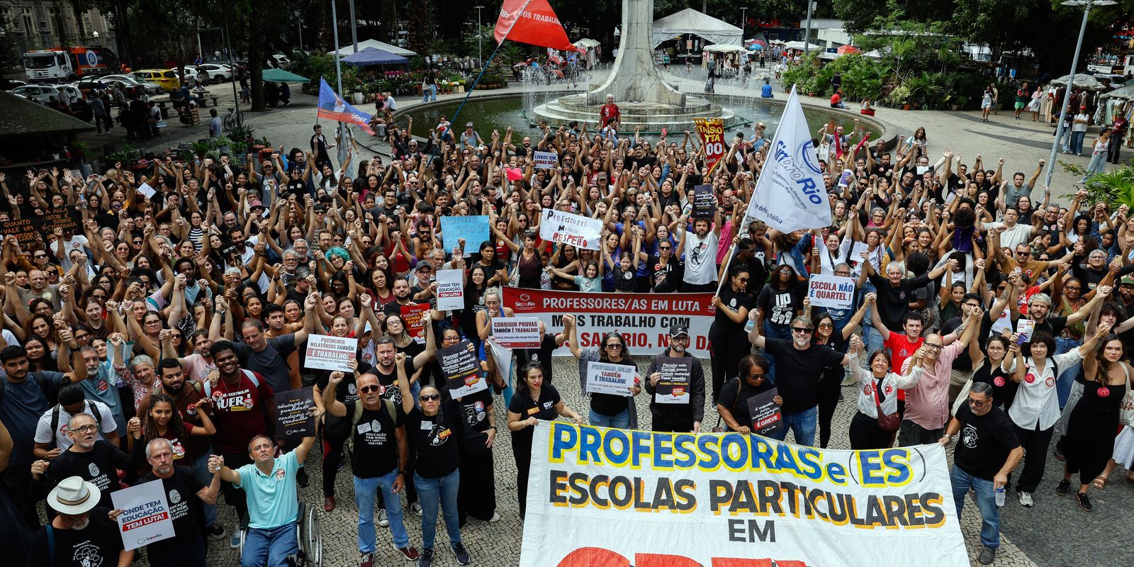 Professores de escolas particulares do Rio de Janeiro realizam greve de 24 horas